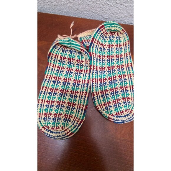 Ethnic Turkmen Hand-Knitted Multicolor Striped Woolen Socks With Sequin Detailin - Picture 5 of 5